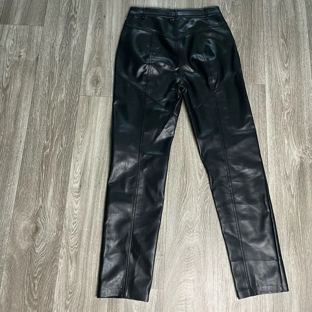 Aritzia Wilfred Black Rebel Pant Vegan Leather Straight Leg Pants Size 6‎ 224​